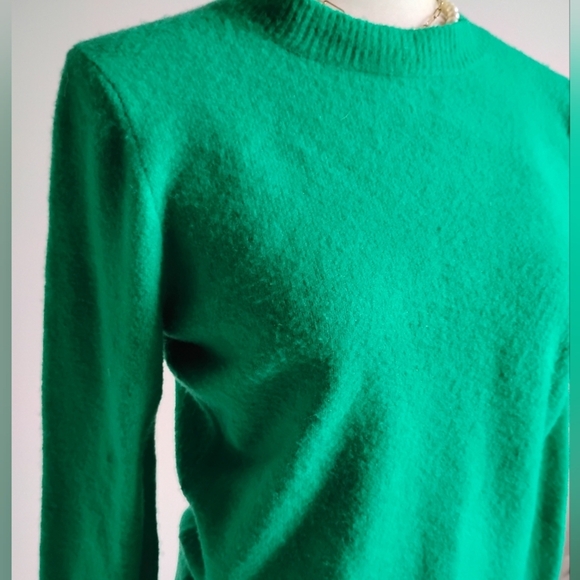J. Crew Factory Extra Soft Crew Neck Sweater Bright Green Colorful Cozy Size XS - Picture 4 of 13